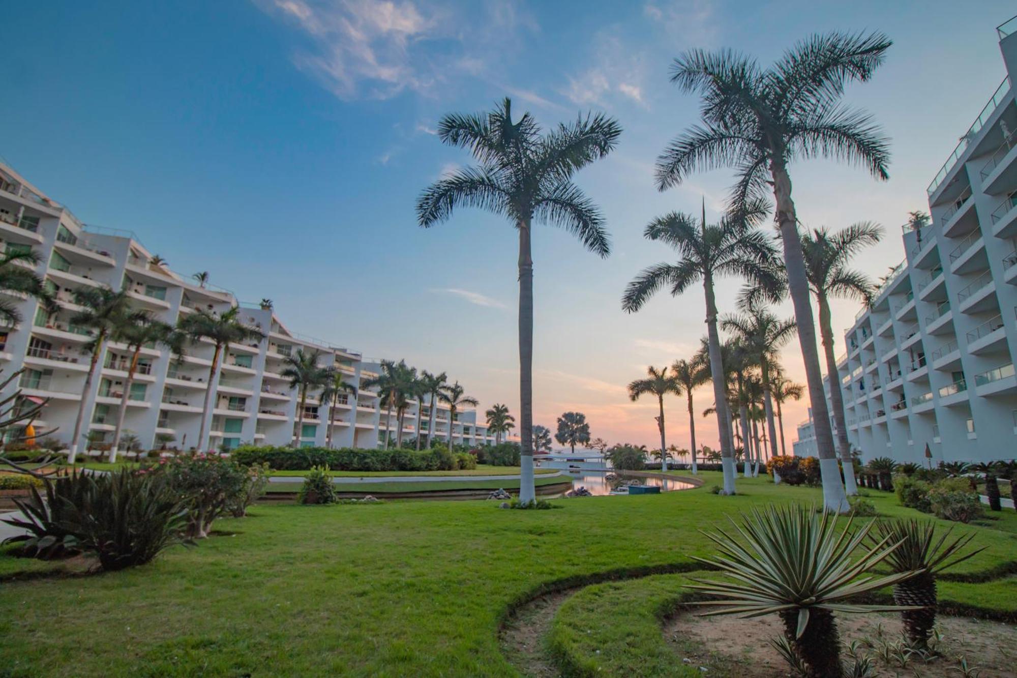 Suites At Aria Luxury Double Suite On The Pacific Coast Нуэво-Вальярта Экстерьер фото